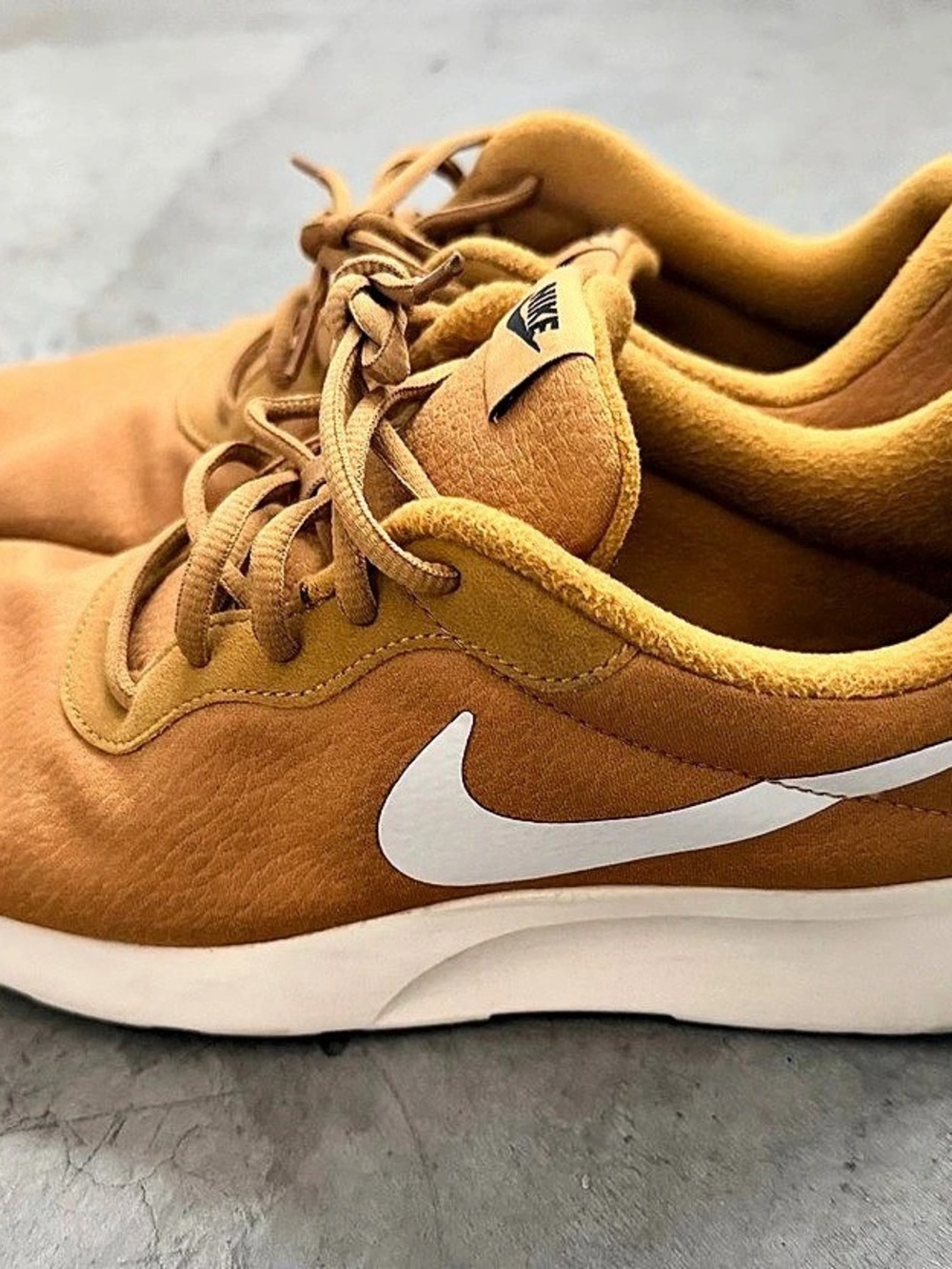 Nike Men’s Sneakers